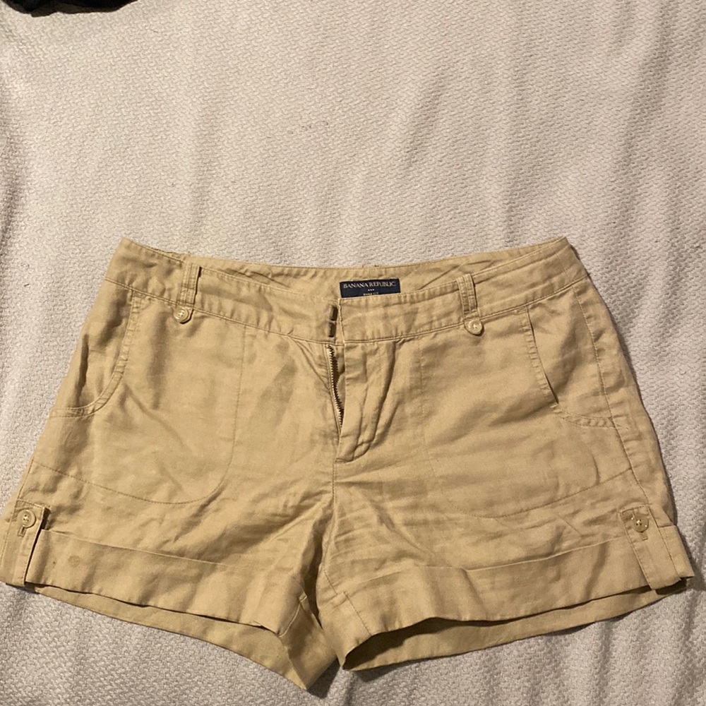 Linen/cotton blend shorts.  Ryan fit.